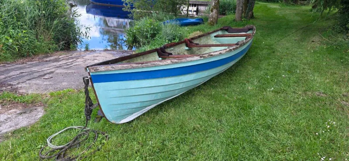 17ft Lakeboat - Image 1