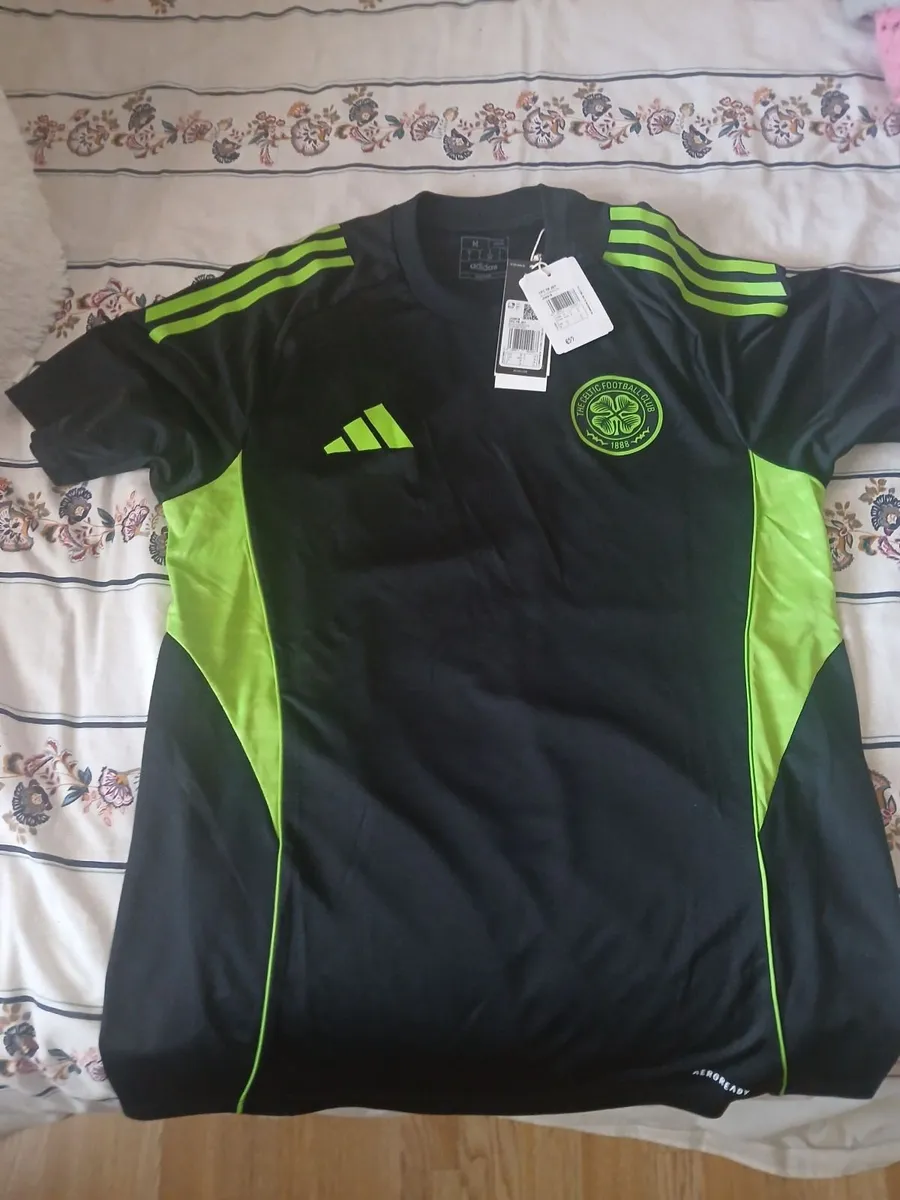Celtic jersey - Image 2