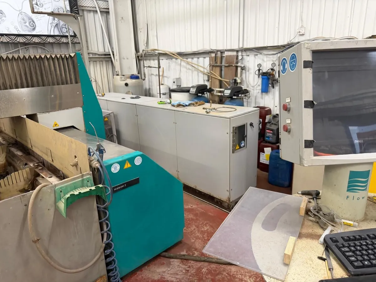FLOW Waterjet Twin head 4m x 2m - Image 3