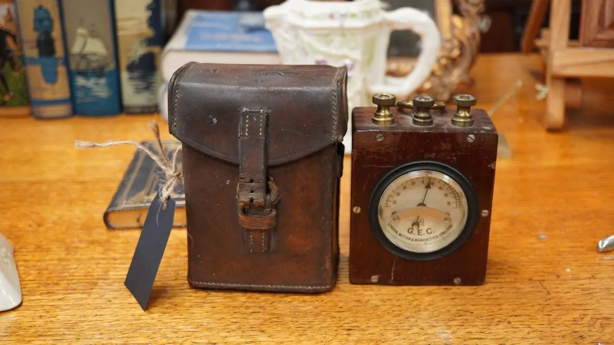 Antique G.E.C. Galvanometer with Leather Case - Image 1