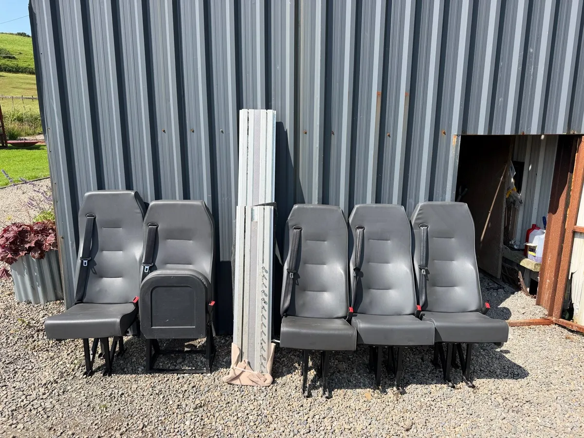 6X Minibus/Coach Passenger Seats with Seatbelts - Image 1