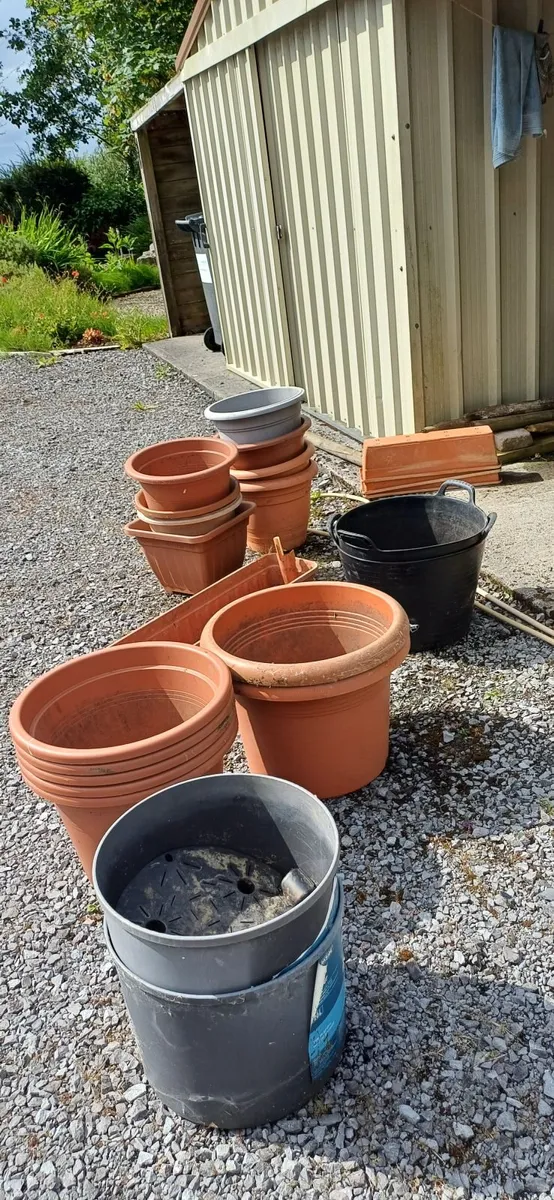 Garden pots, window boxes, propogation trays