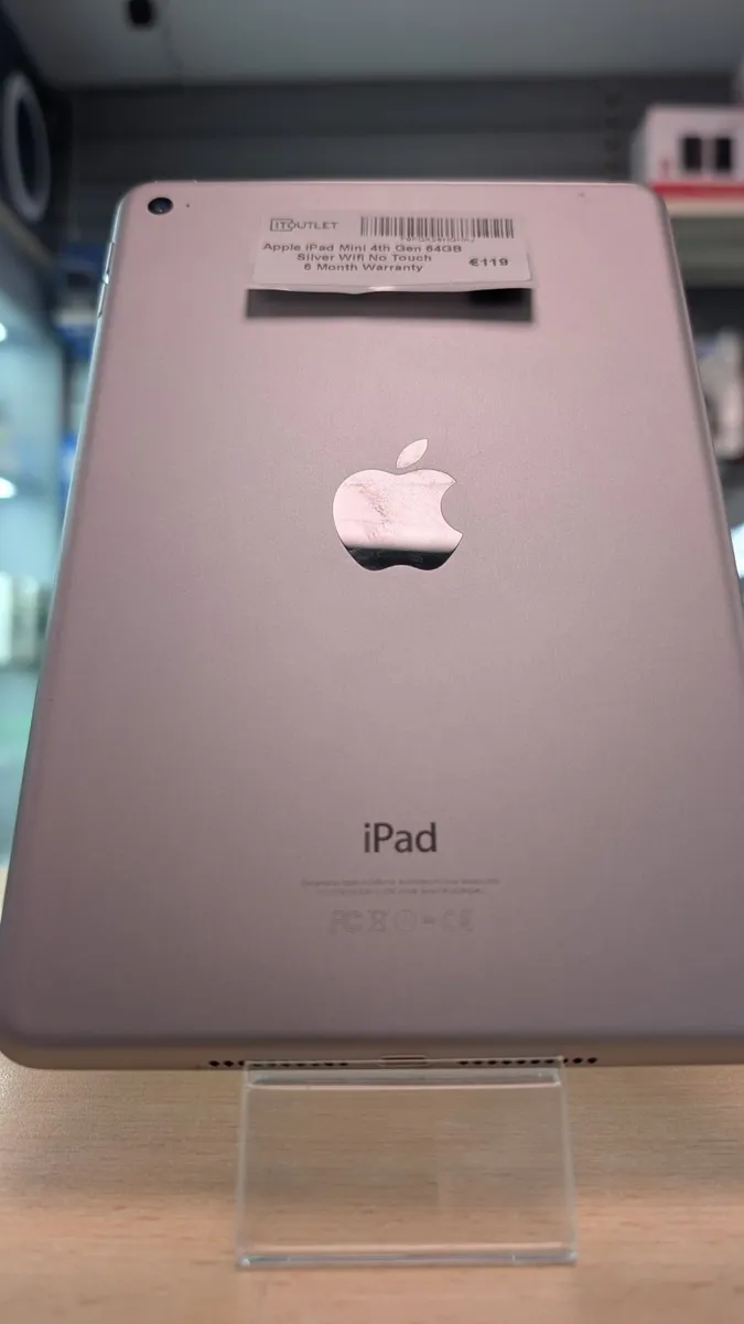 Apple iPad Mini 4th Gen Silver - Image 1