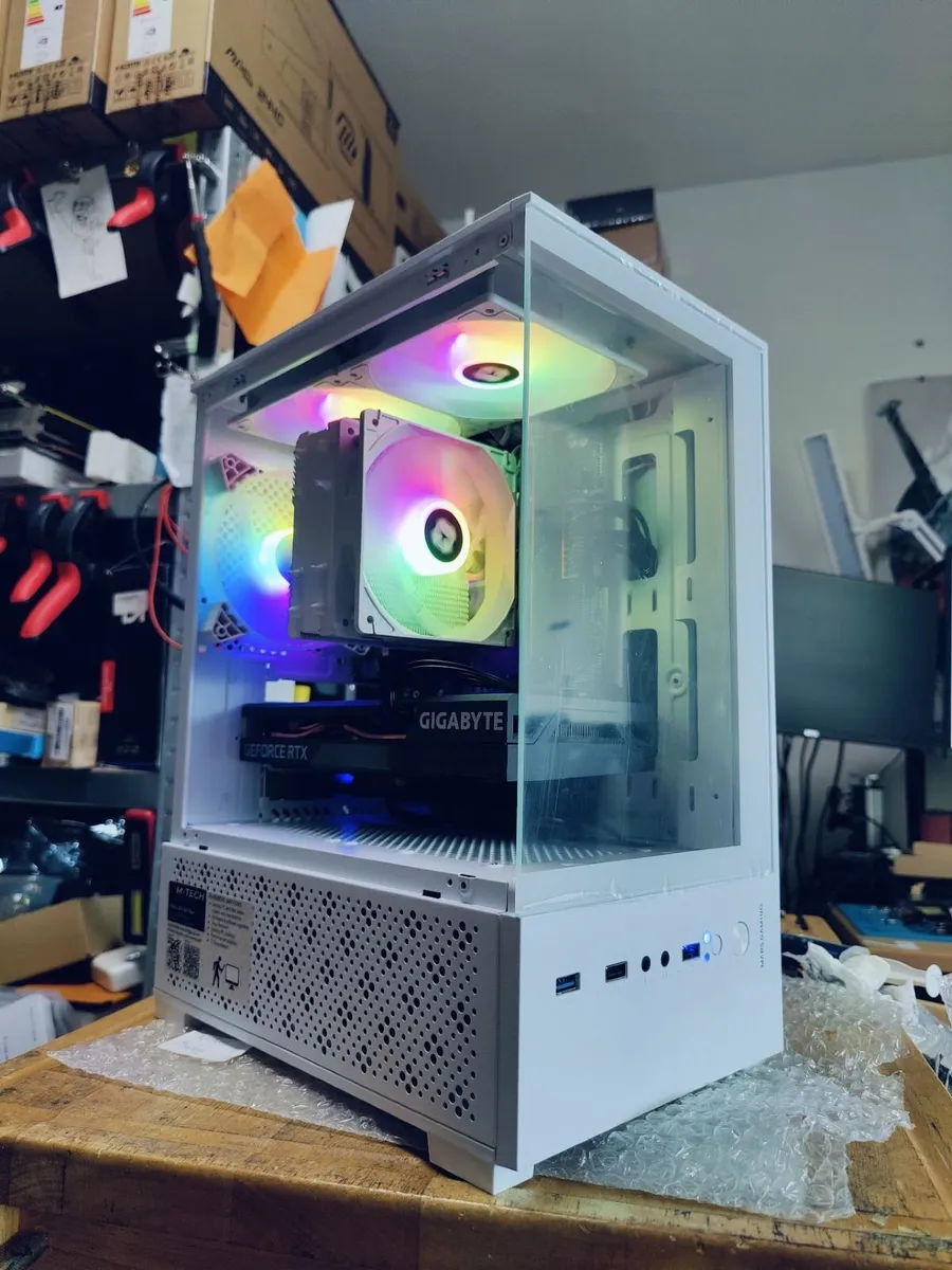 Custom Built Gaming PC Ryzen 5/16GB DDR4/RTX 3060 - Image 1