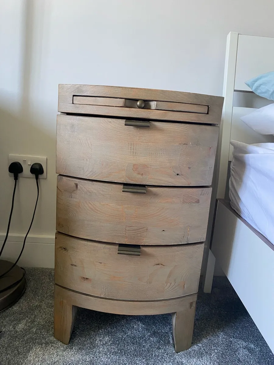 Solid Reclaimed Wood Bedroom Furniture - Image 3