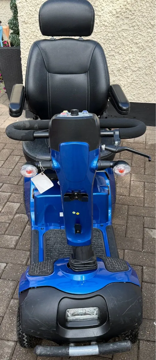 Mobility scooter - Image 2