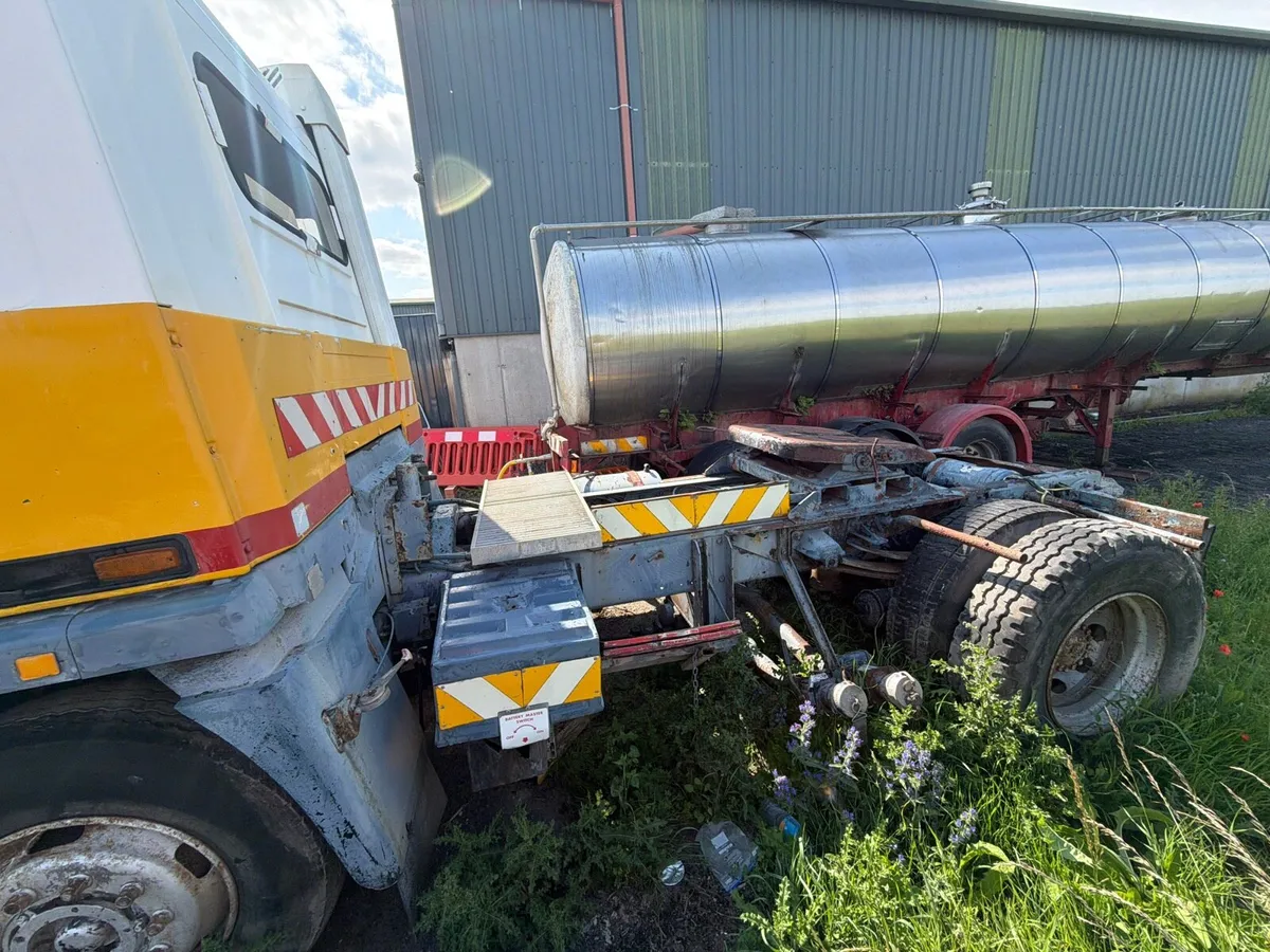 Erf e10 in shed 25 year no rust - Image 3
