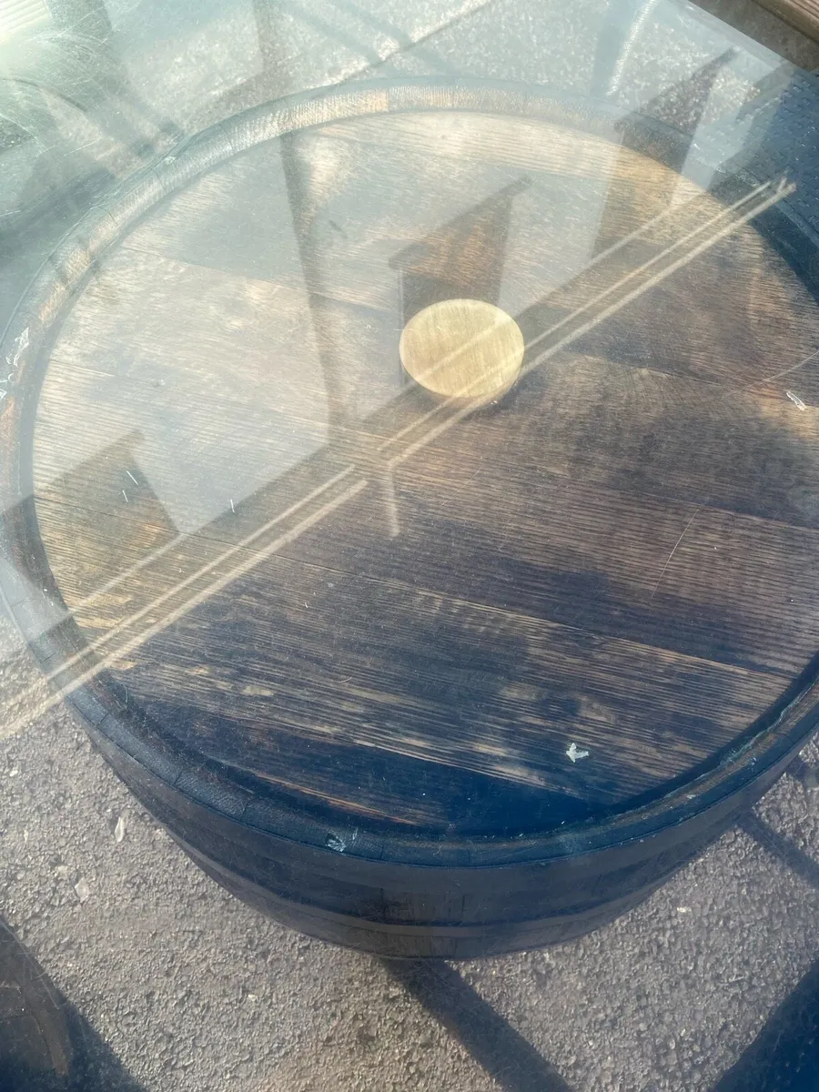Outdoor table - Image 2