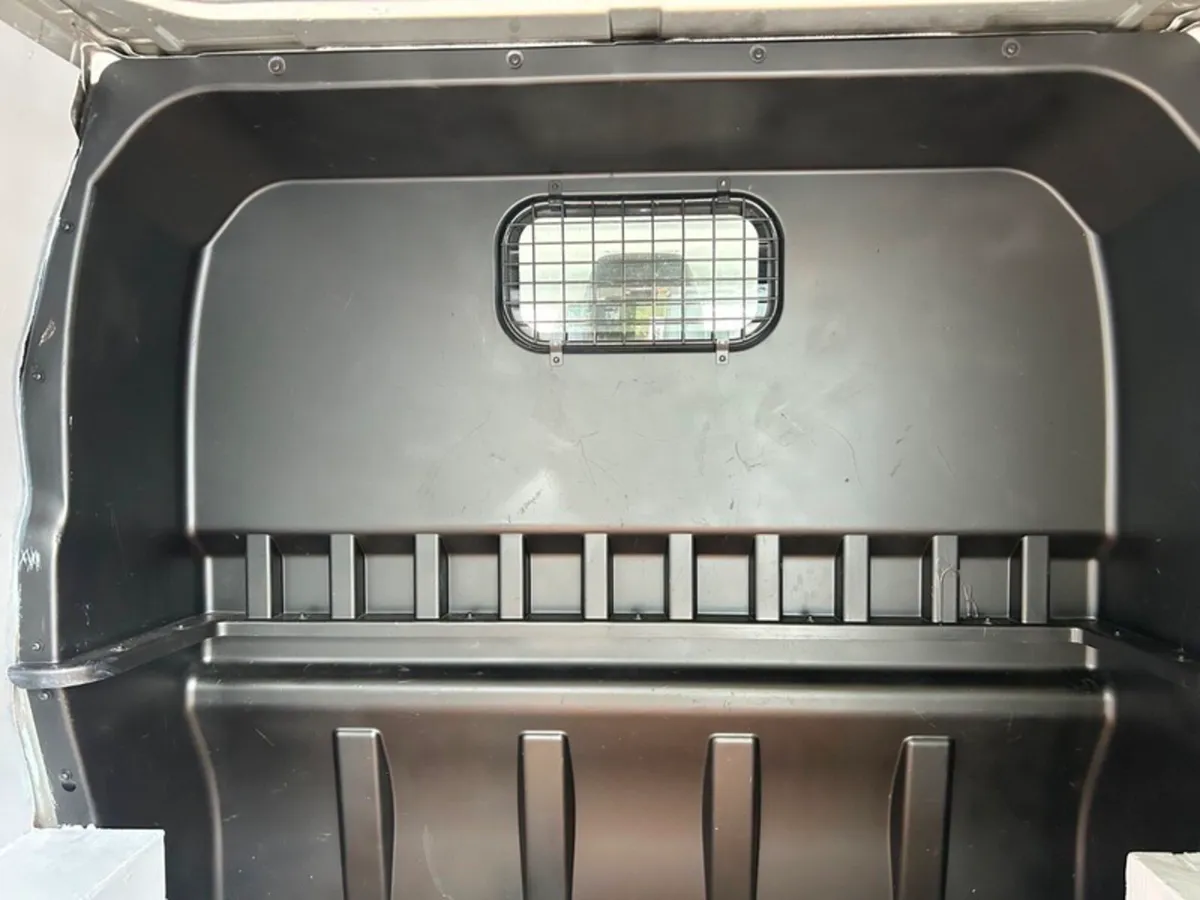 2020 Ford Transit Custom Crew Van Bulk Head - Image 1