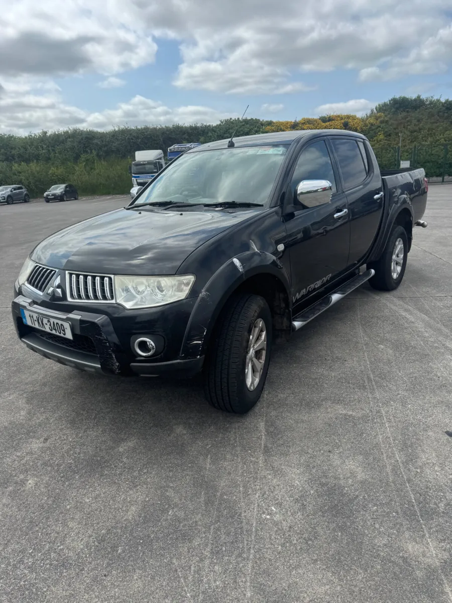 Mitsubishi L200 2011 new doe - Image 1