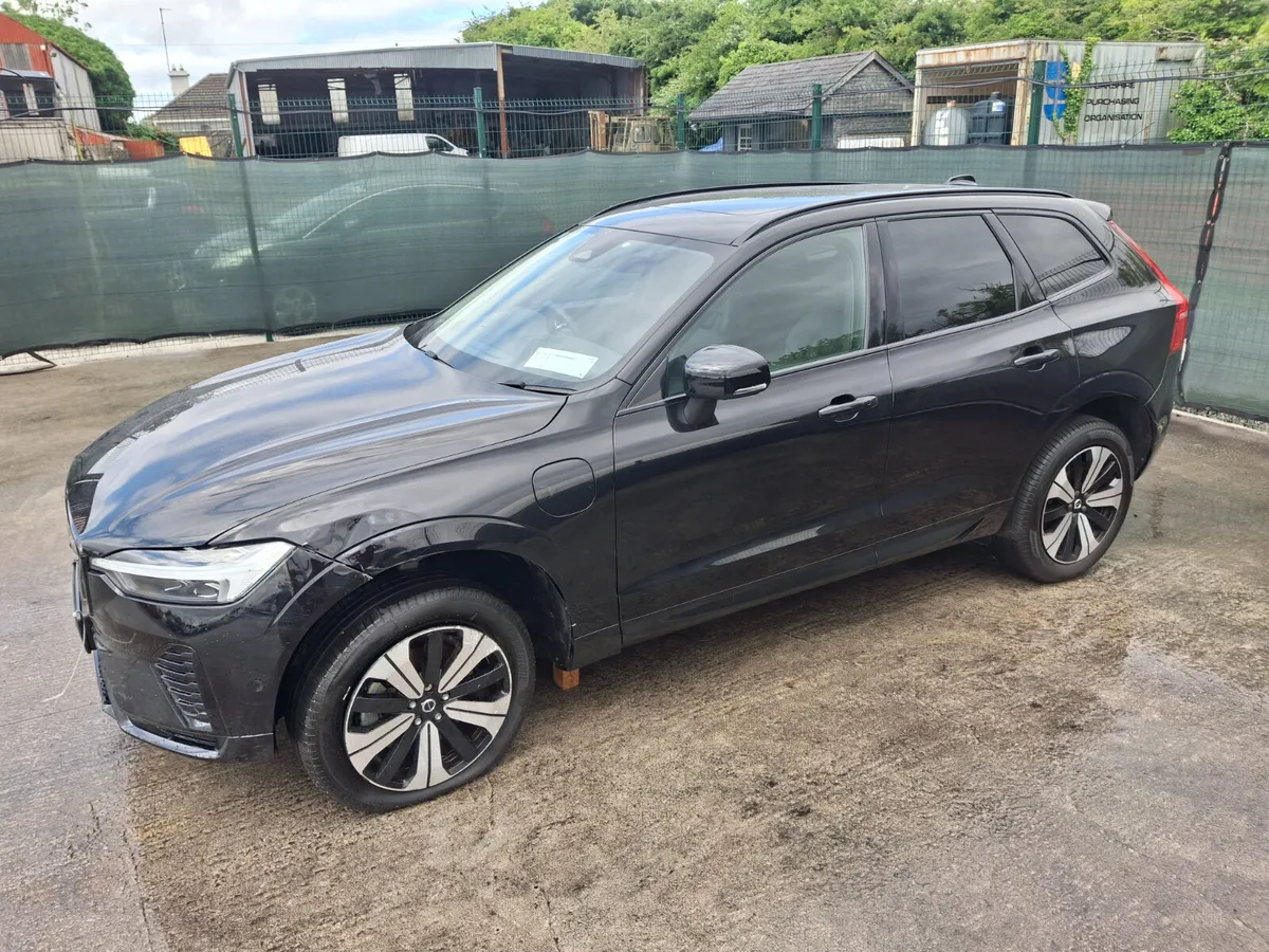 231 Volvo XC60  Dark plus    Awd  2.0 Hybrid - Image 1