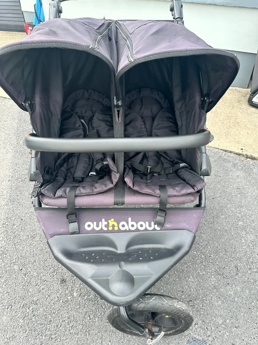 Out n about double buggy - Image 3