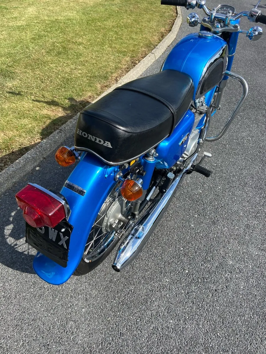 Concourse Honda CD 175 - Image 3