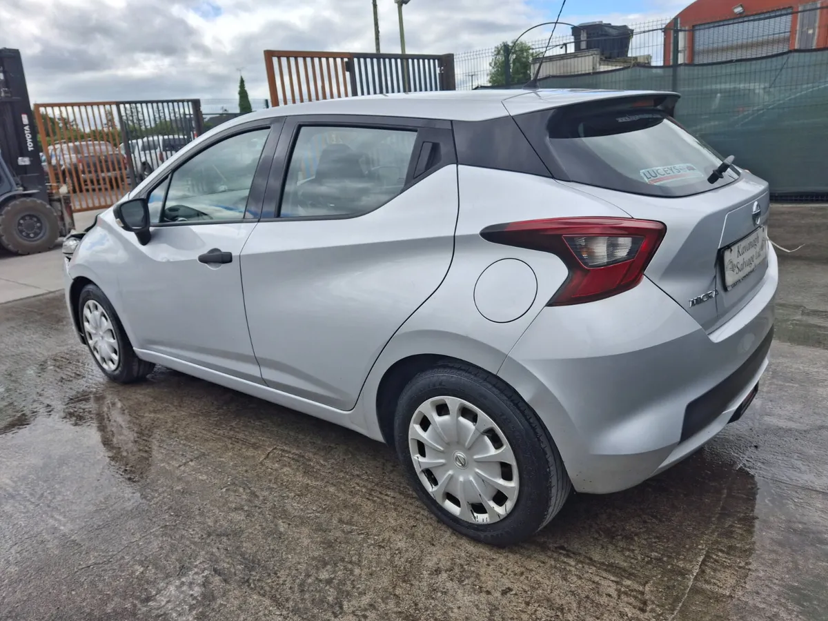 172 Nissan Micra  1.0 Petrol - Image 4