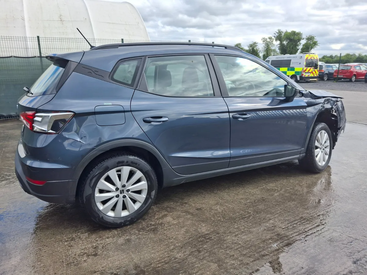 242 Seat Arona   Manual    63km - Image 3