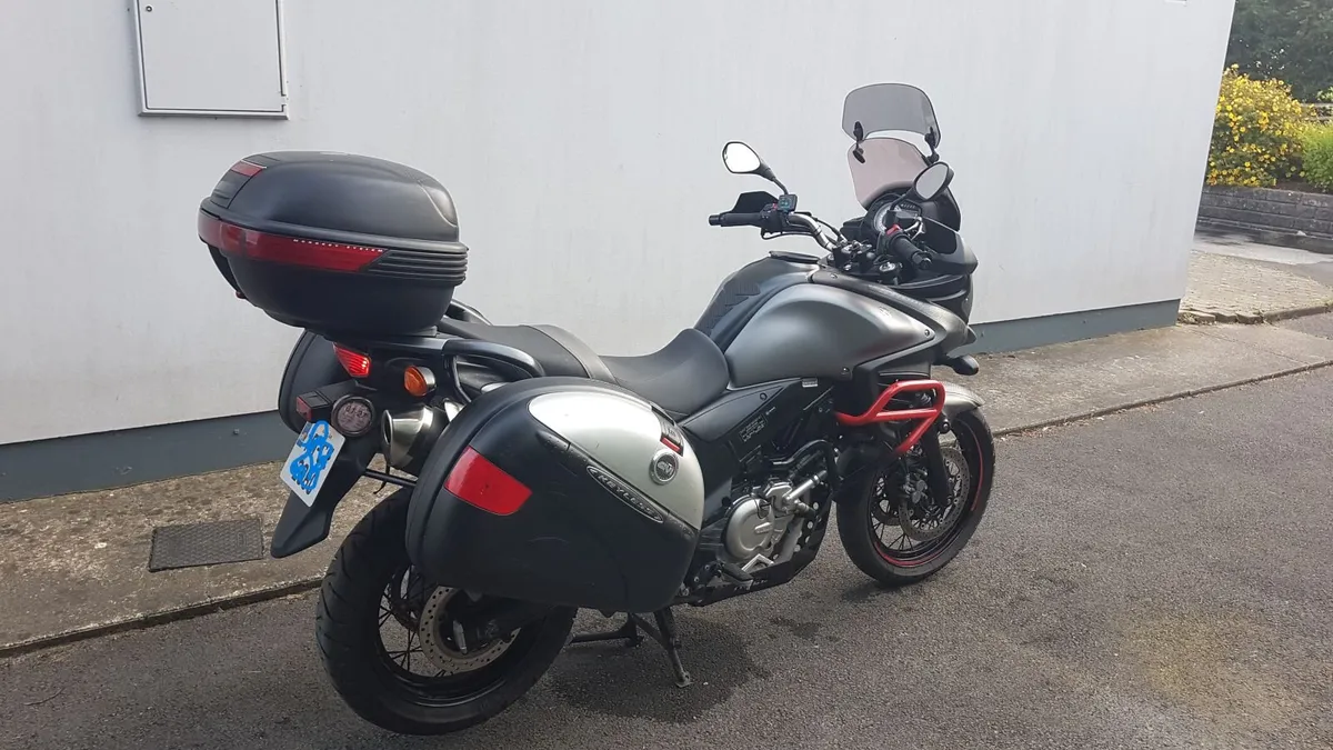 Suzuki DL650 V-Strom, 2015 - Image 4