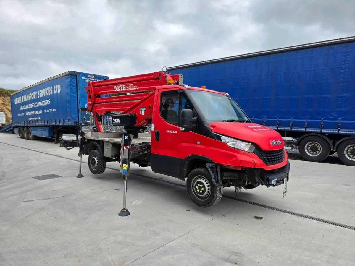 CTE iveco truck mounted boom lift - Image 1