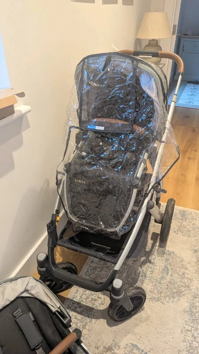 UPPAbaby Vista V2 – Bassinet, Rumble Seat & Access - Image 4