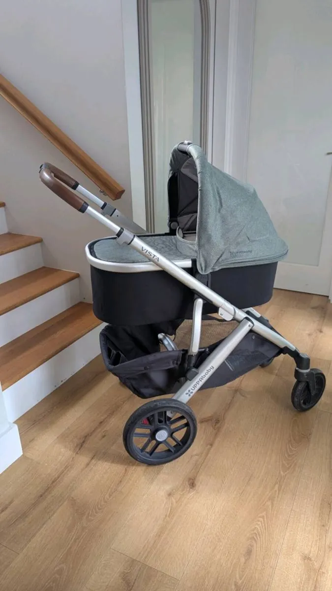 UPPAbaby Vista V2 – Bassinet, Rumble Seat & Access - Image 2