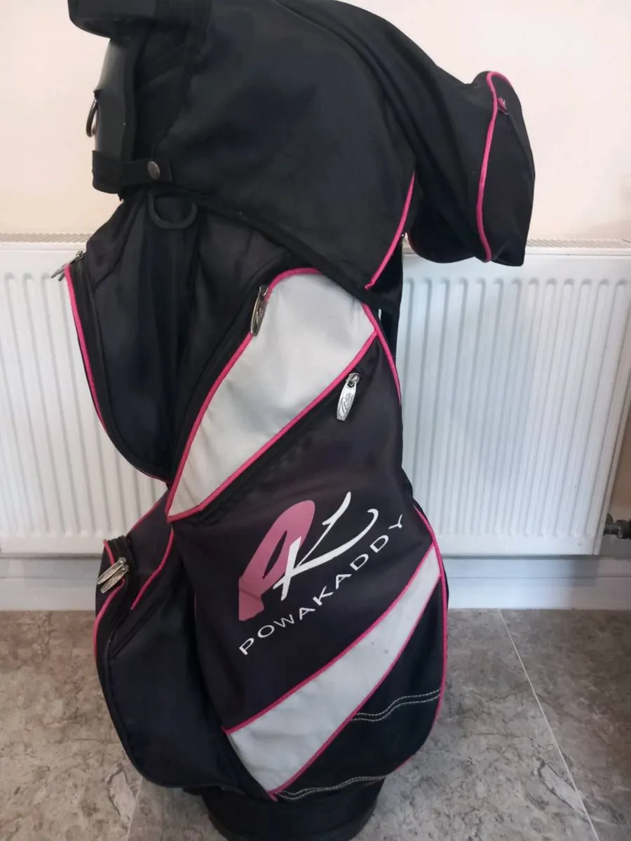 Powakaddy water resistant golf bag - Image 3
