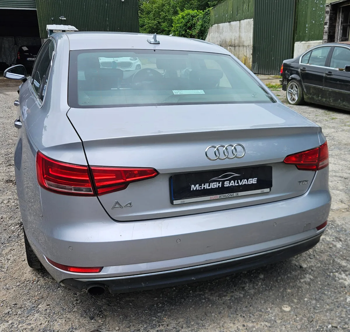 Audi A4 2016 2.0TDI 150HP SE Ultra manual - Image 4