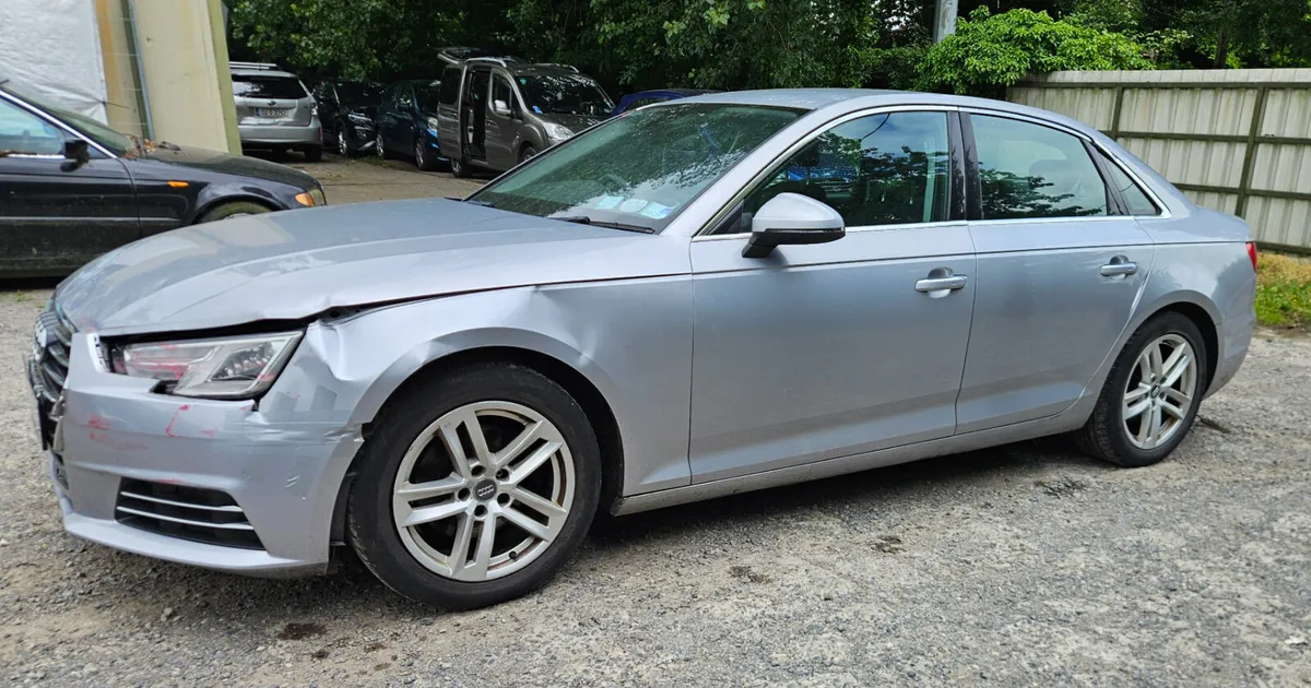 Audi A4 2016 2.0TDI 150HP SE Ultra manual - Image 3