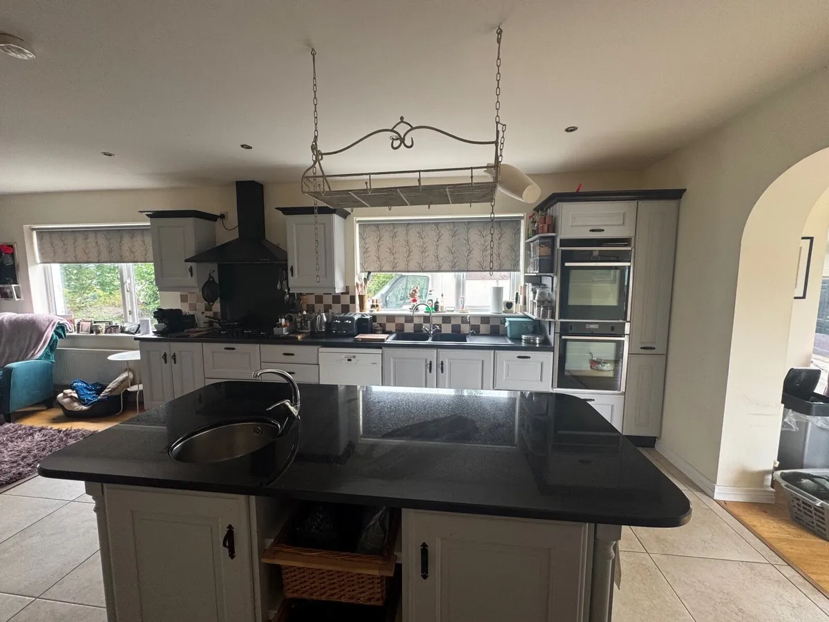 Kitchen - Image 3
