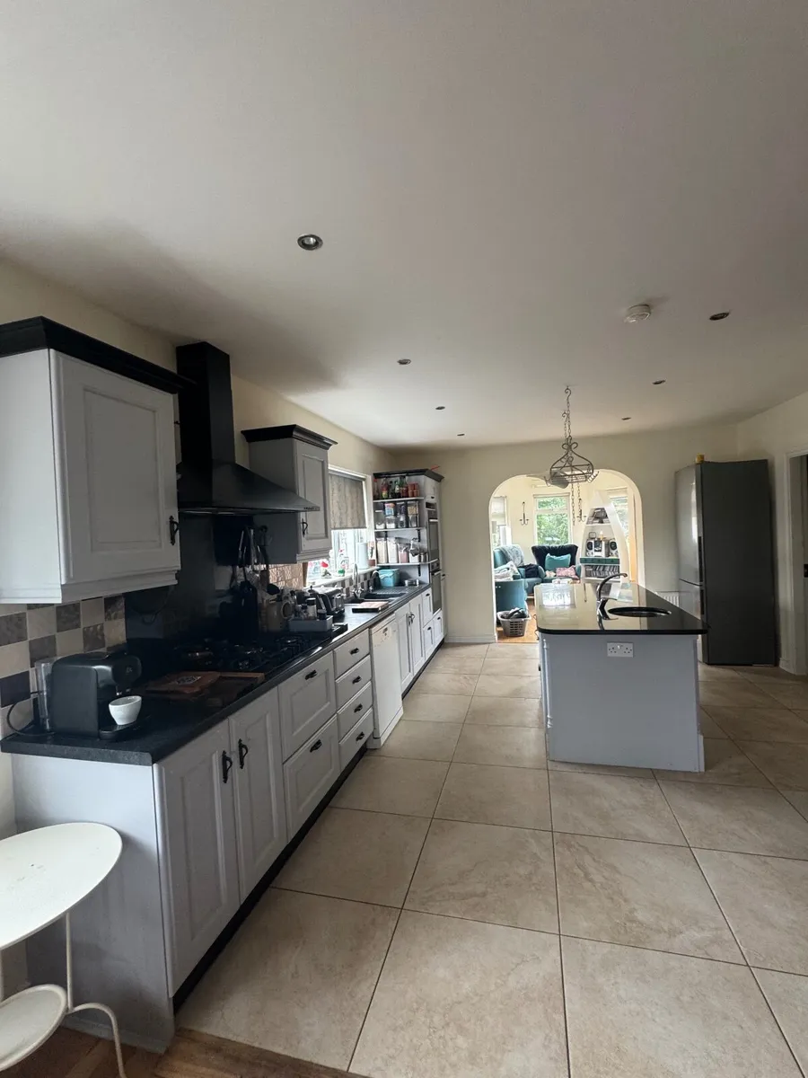 Kitchen - Image 1