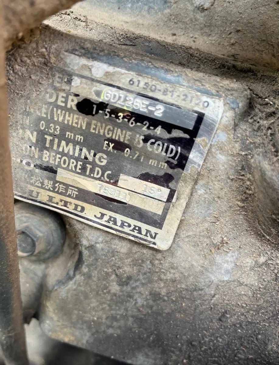Komatsu dozer / digger - Image 2