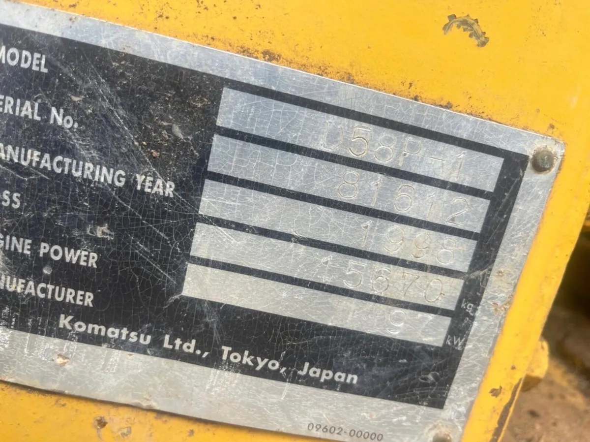 Komatsu dozer / digger - Image 3