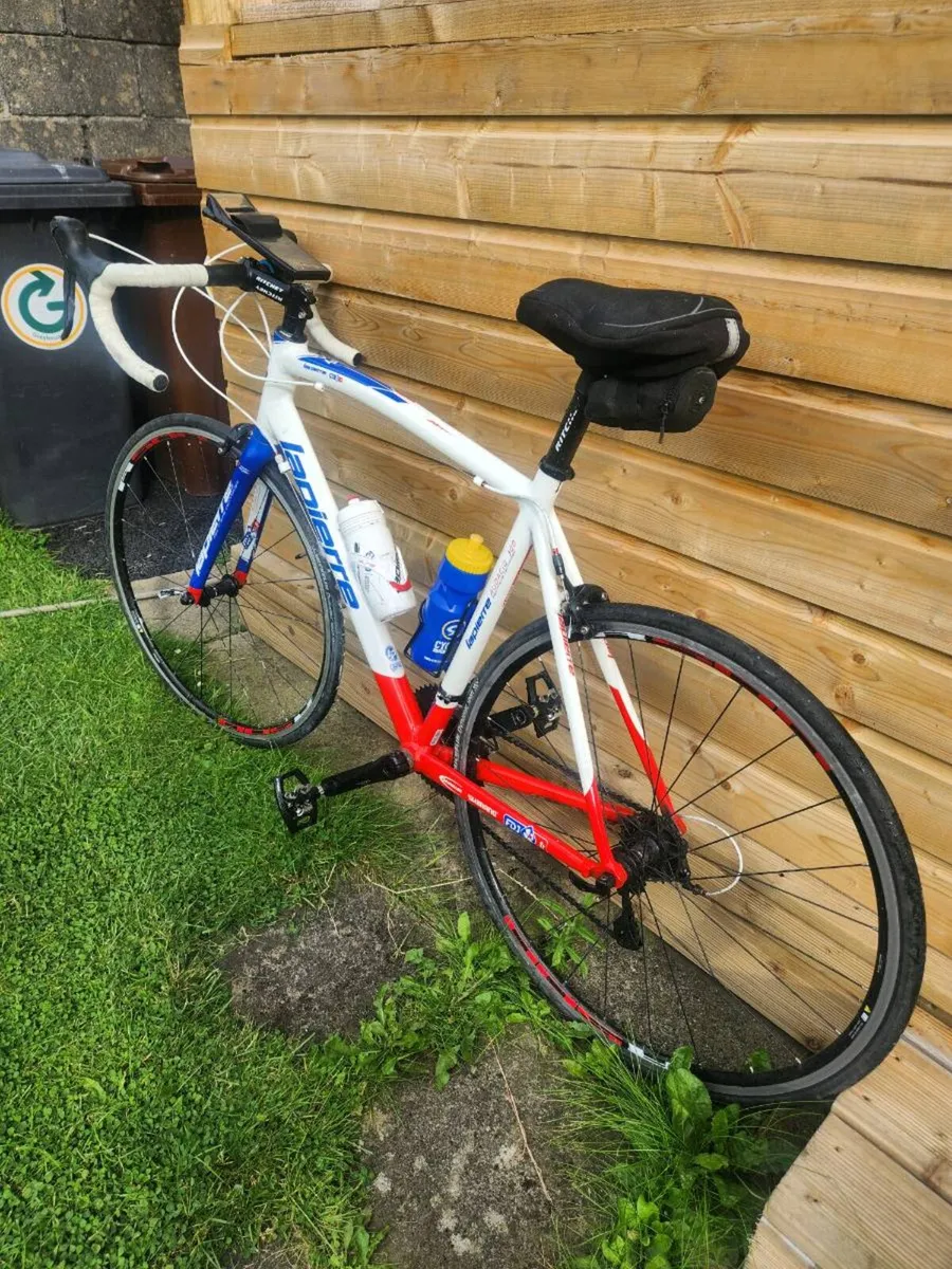 Lapierre Audacio 300 Road Bike - Image 2