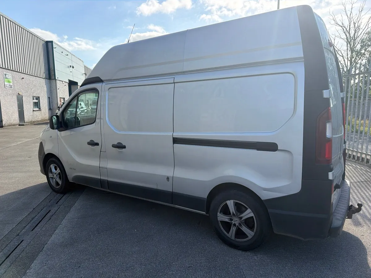 Nissan NV300 - Image 3