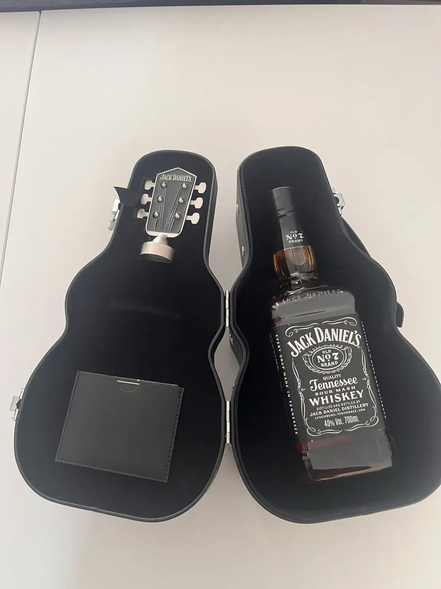 Jack Daniel’s guitar - Image 2
