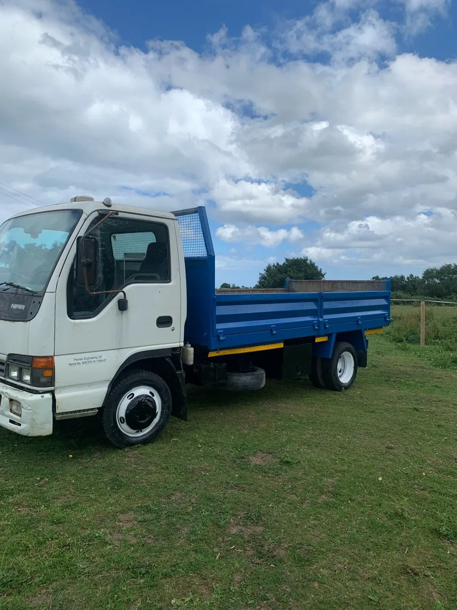 Isuzu tipper 3.5 tonne - Image 1