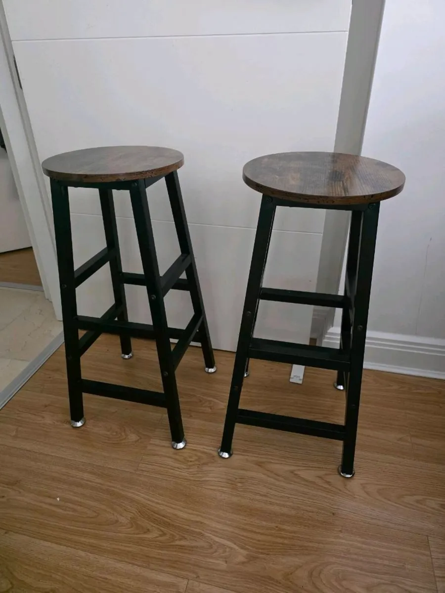 2 stools wooden stool - Image 1