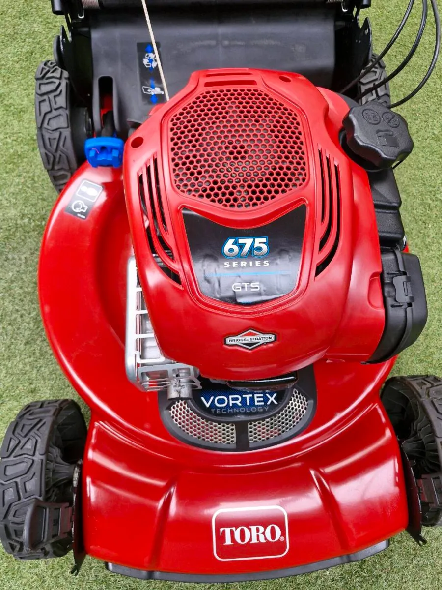 Toro Recycler mower - Image 3