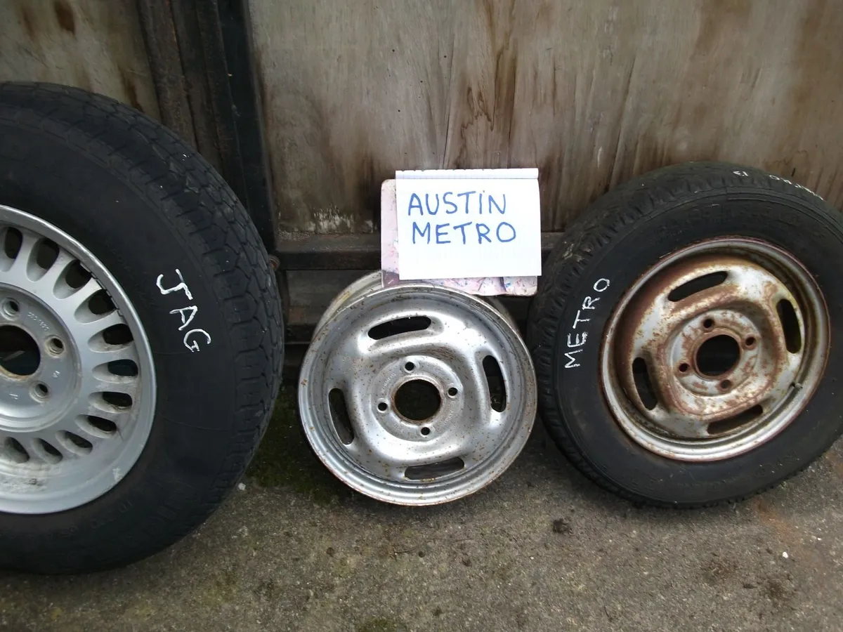 VINTAGE  CAR  PARTS - Image 2