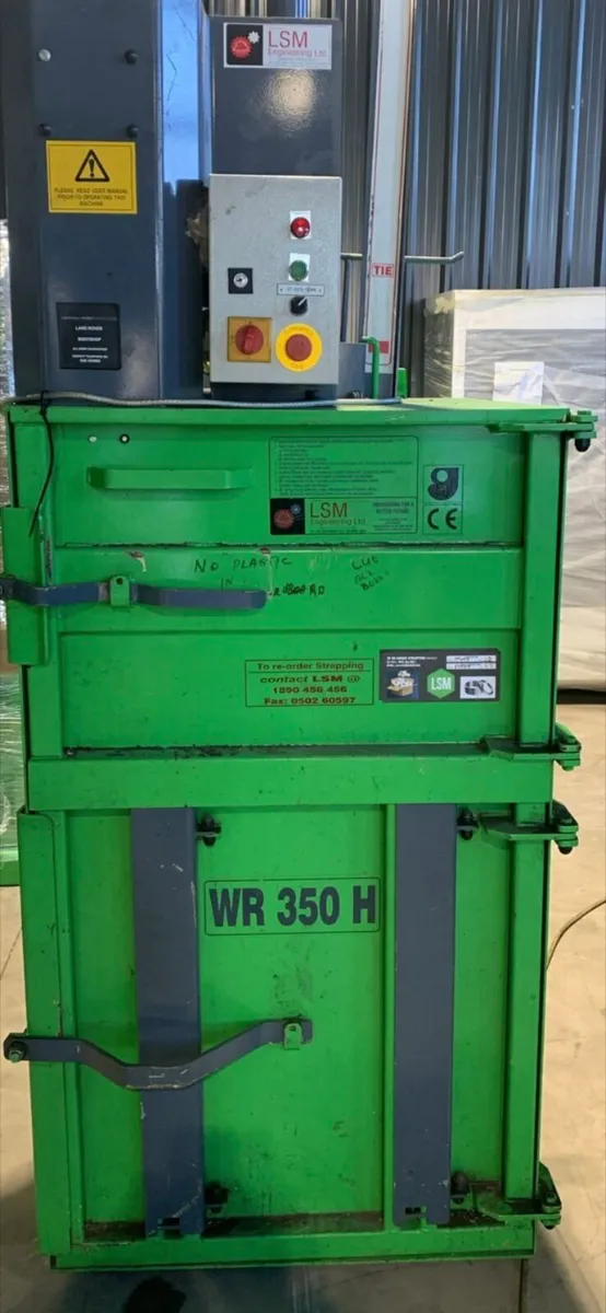 Cardboard plastic baler compactor - Image 1