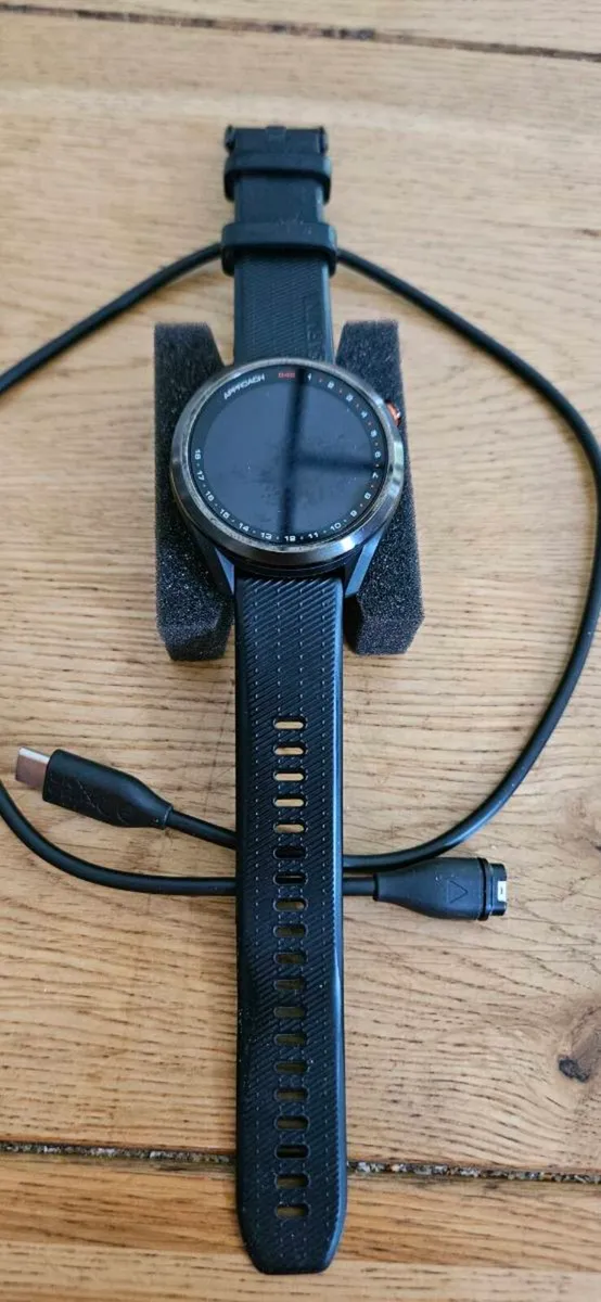 Garmin Approach S42 Golf Watch - Image 2