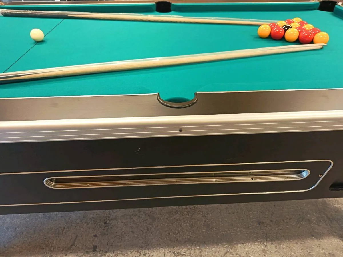Pool Table ( 7x4ft ) free play 🎱 - Image 2
