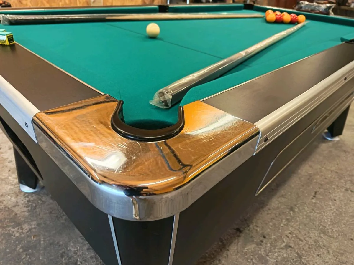 Pool Table ( 7x4ft ) free play 🎱 - Image 3