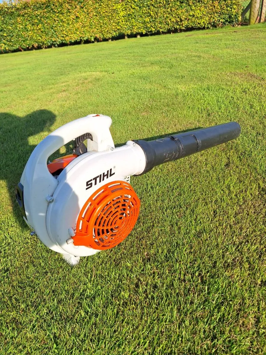 Stihl BG56 Leaf Blower - Image 4