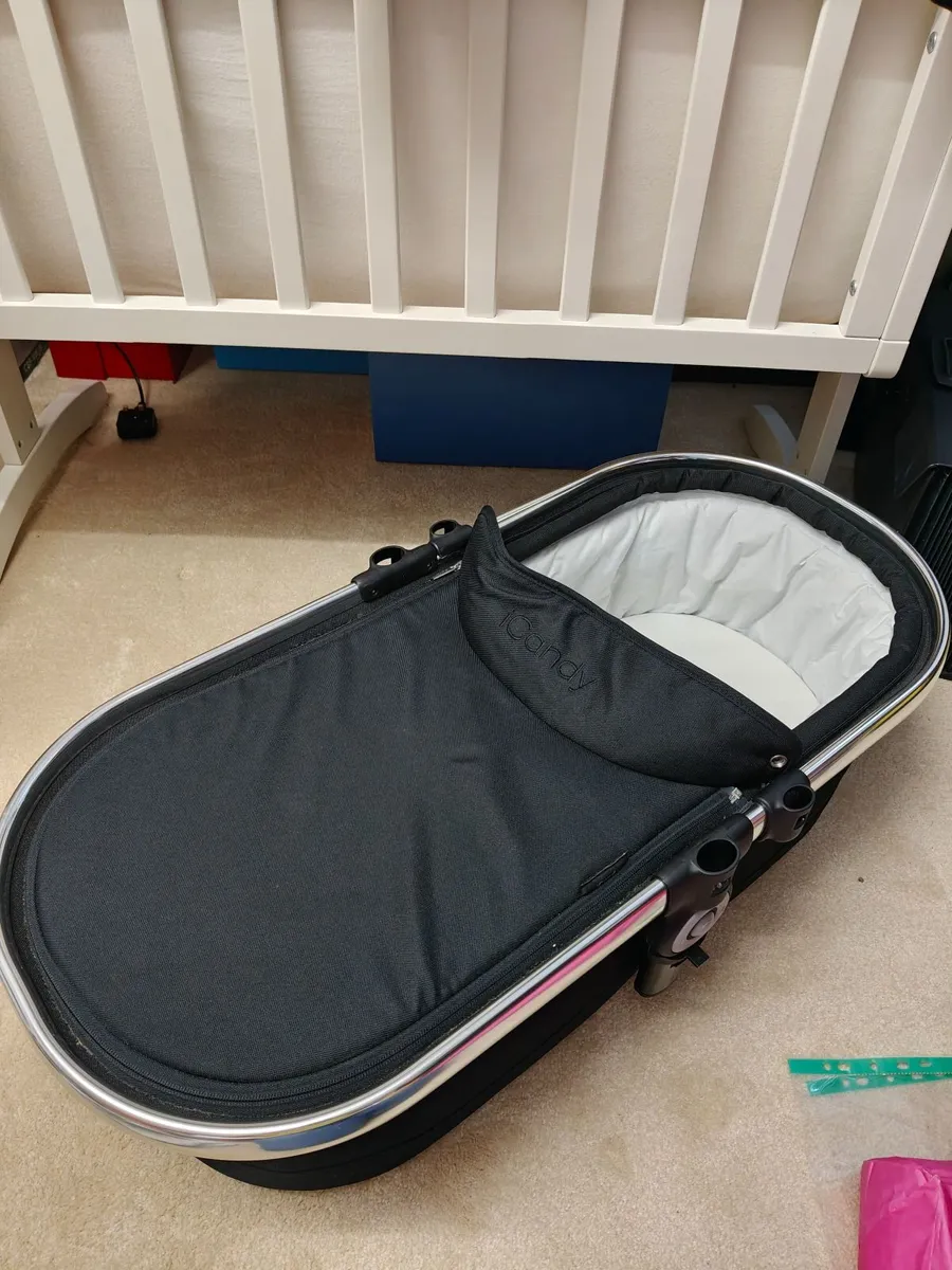 I Candy Travel System - Image 4