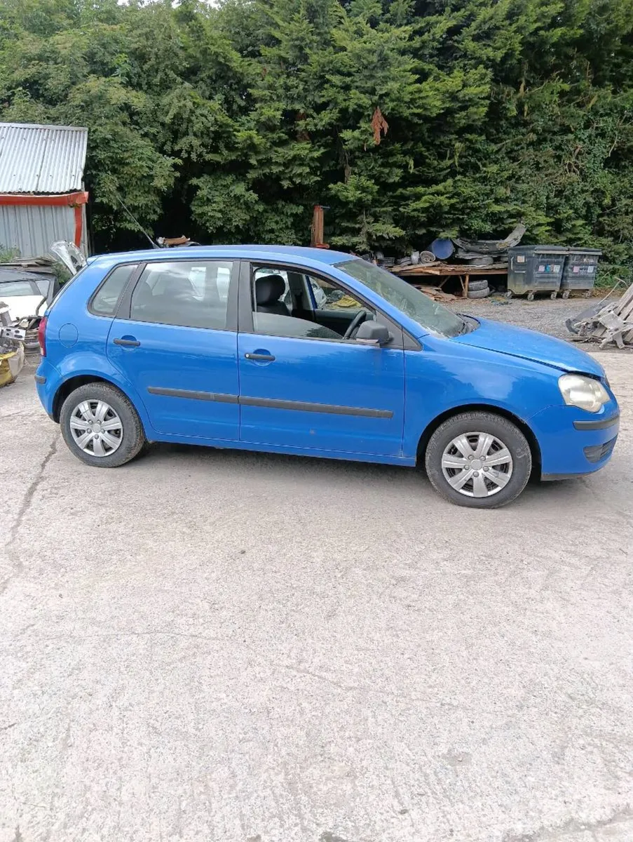 Breaking VW polo 2008 petrol - Image 3