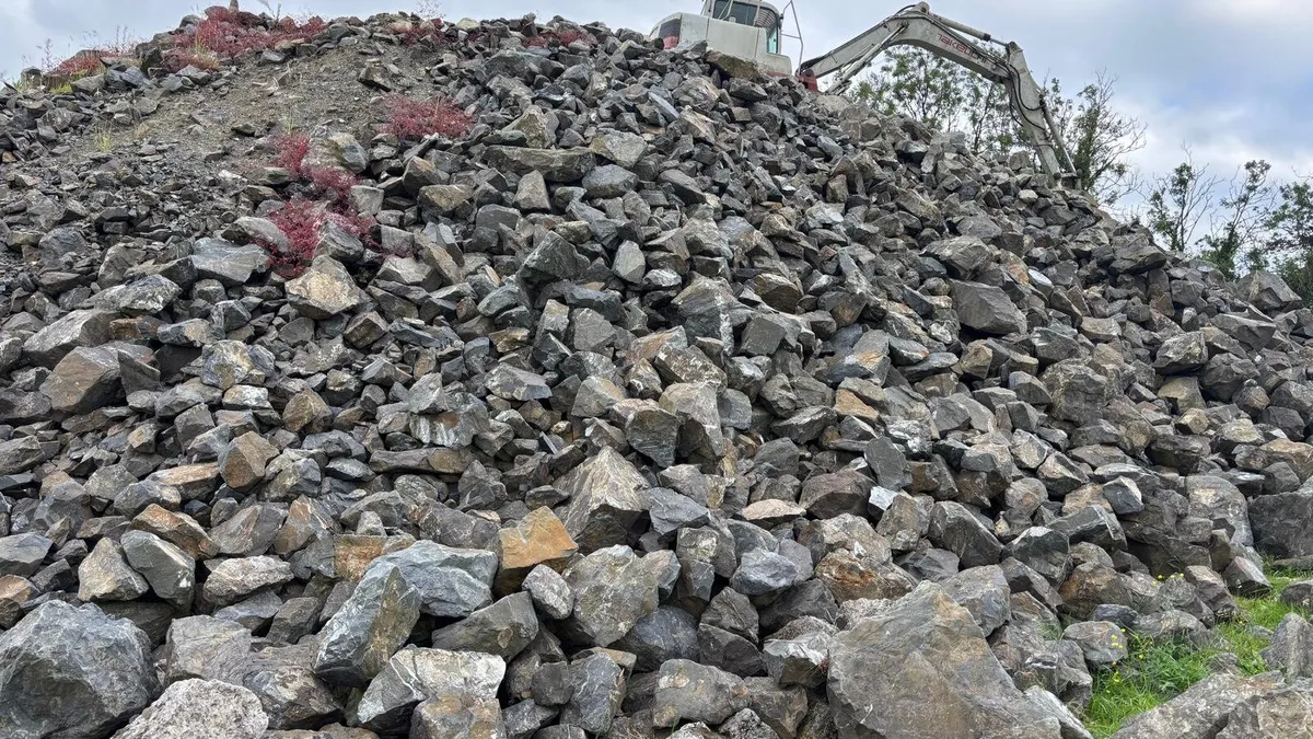Quarried Stone and Fine Stone For sale. - Image 2