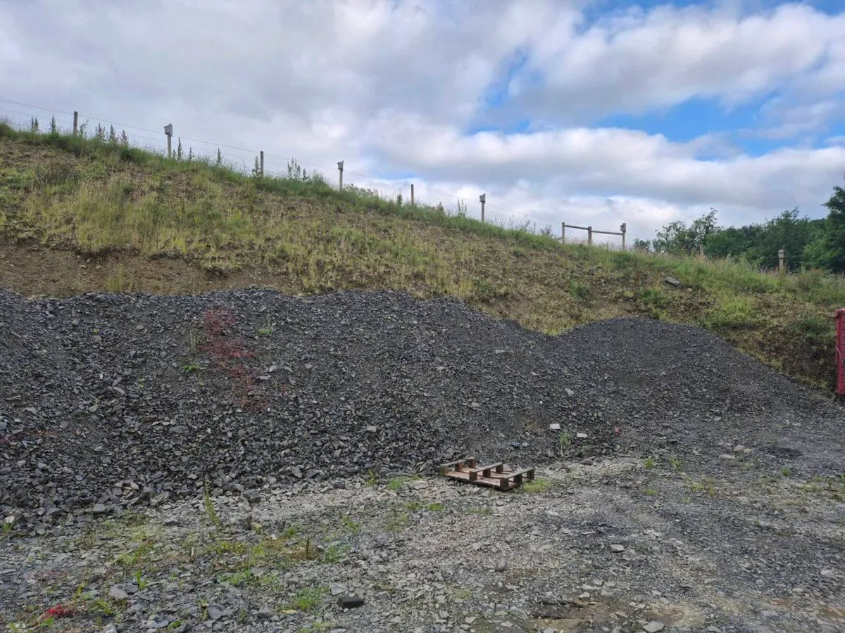 Quarried Stone and Fine Stone For sale. - Image 3