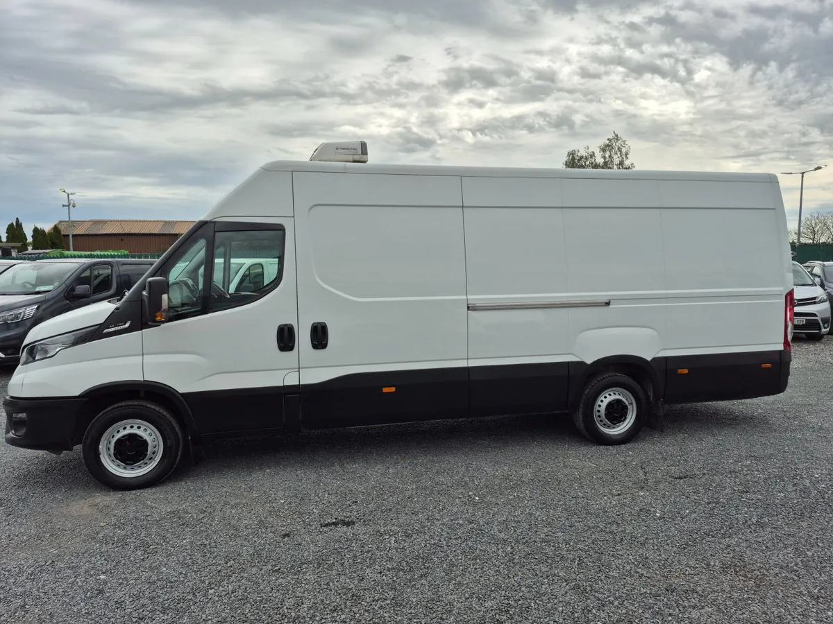 IVECO DAILY 180BHP FRIDGE FREEZER AUTOMATIC - Image 4