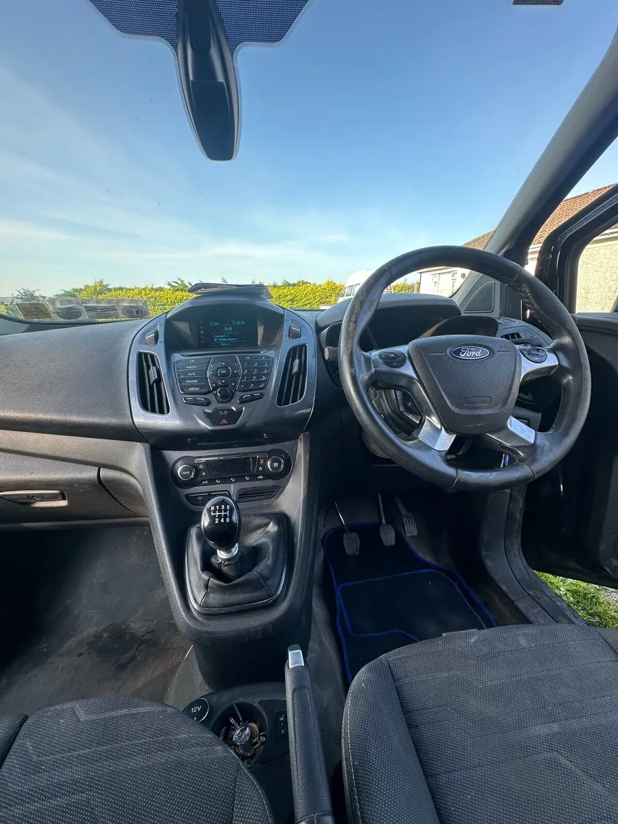 Ford Transit connect - Image 3