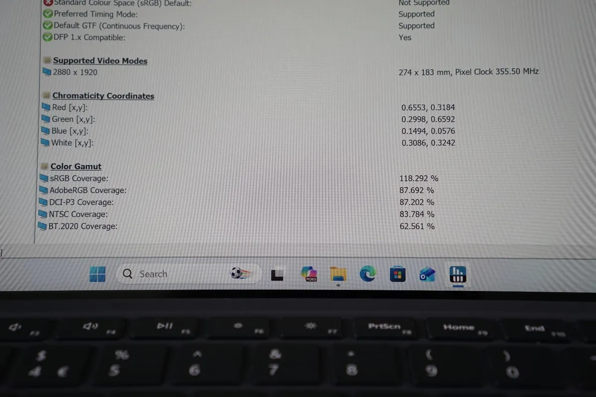 Surface Pro 9 | i5-1245U vPro | 120Hz PixelSense - Image 4