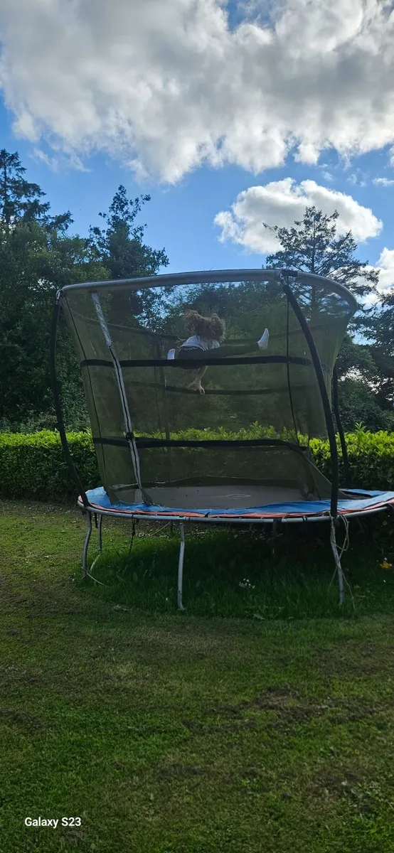 Trampoline - Image 4